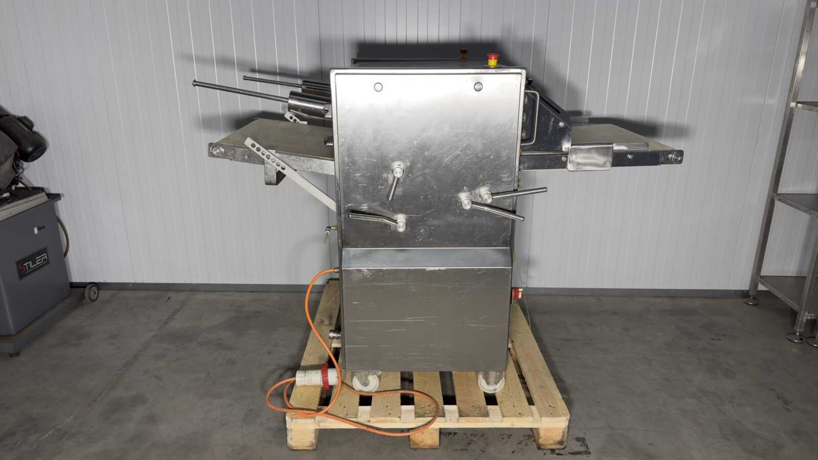 Skórowaczka do łososia Carnitech CBF 495 Twin | BMC MachFood