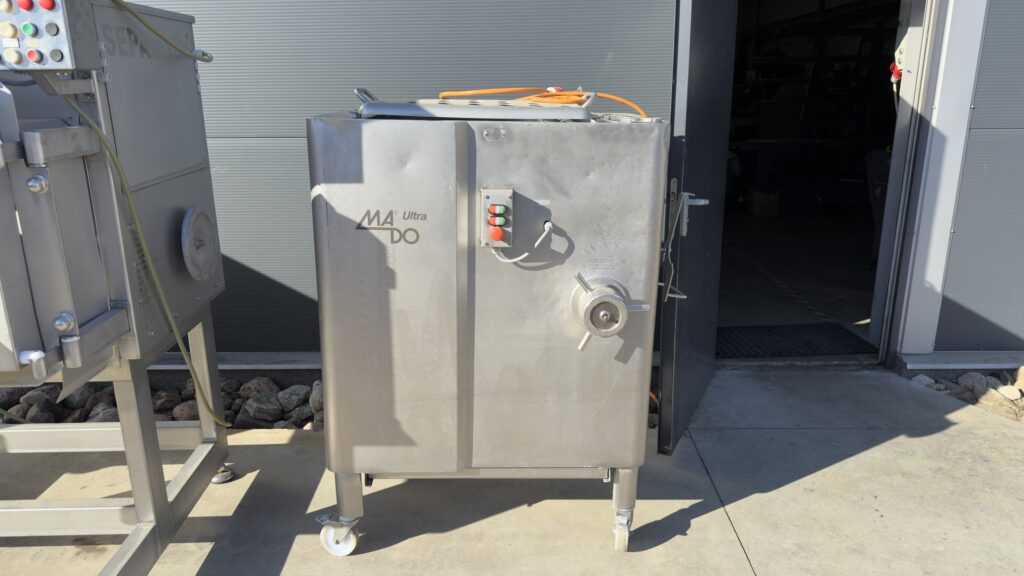 Wilk z mieszadłem MADO Ultra maszynka do mięsa BMC MachFood