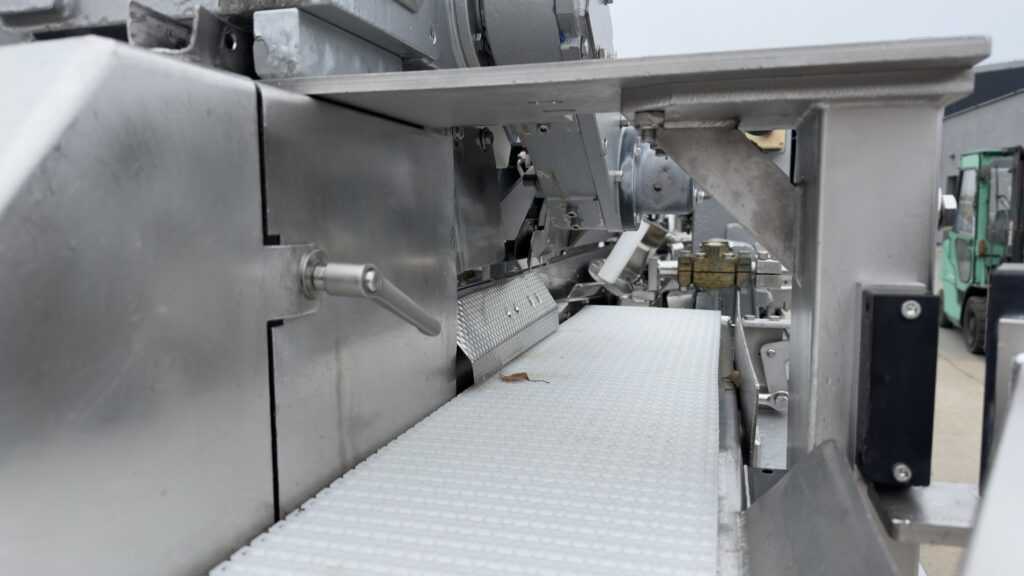 Używana przemysłowa fileciarka BAADER 200 L